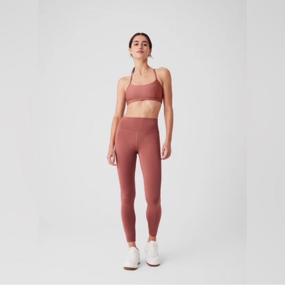 ALO Yoga Airlift Set in Soft Terracotta NWT